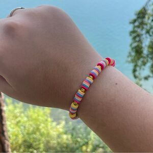 Preppy summertime bracelet!! -beadedbyellaxoxo